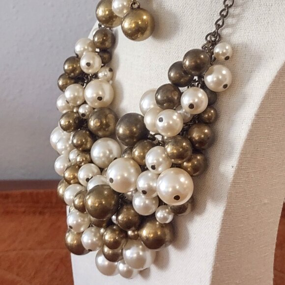 Vtg Lia Sophia Pearl Gold Chunky Beaded Necklaces Multi-Strand & Earrings Set - Picture 2 of 6